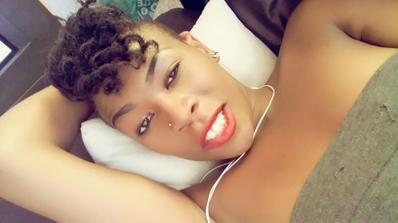 FeaTuReDOfUseLiP FeaTuReDOfUseLiP