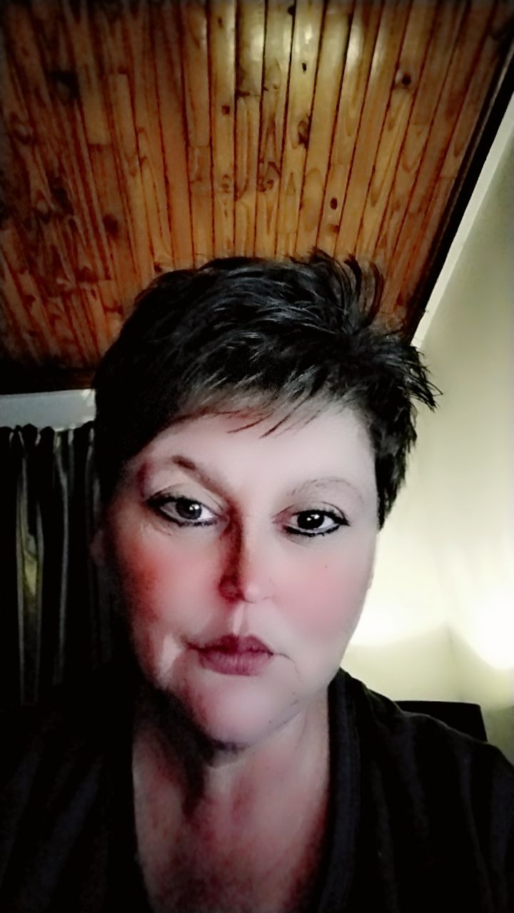 Lyfie_1976 Lyfie_1976