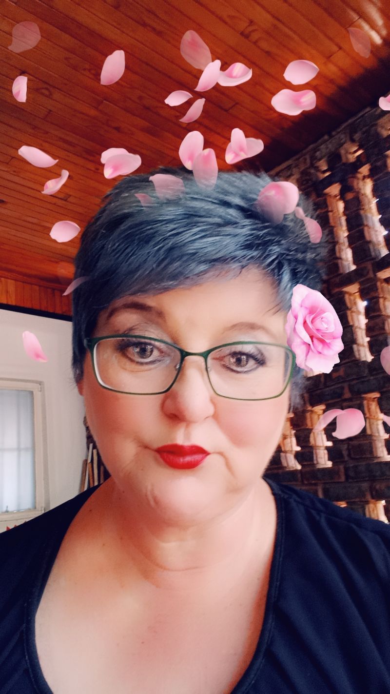 Lyfie_1976 Lyfie_1976