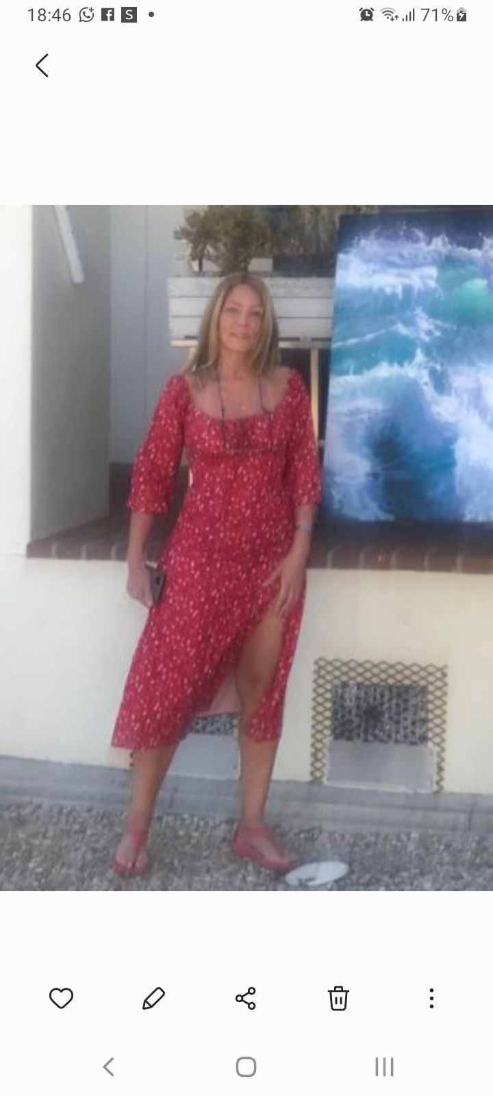 Beachgirl_Cora