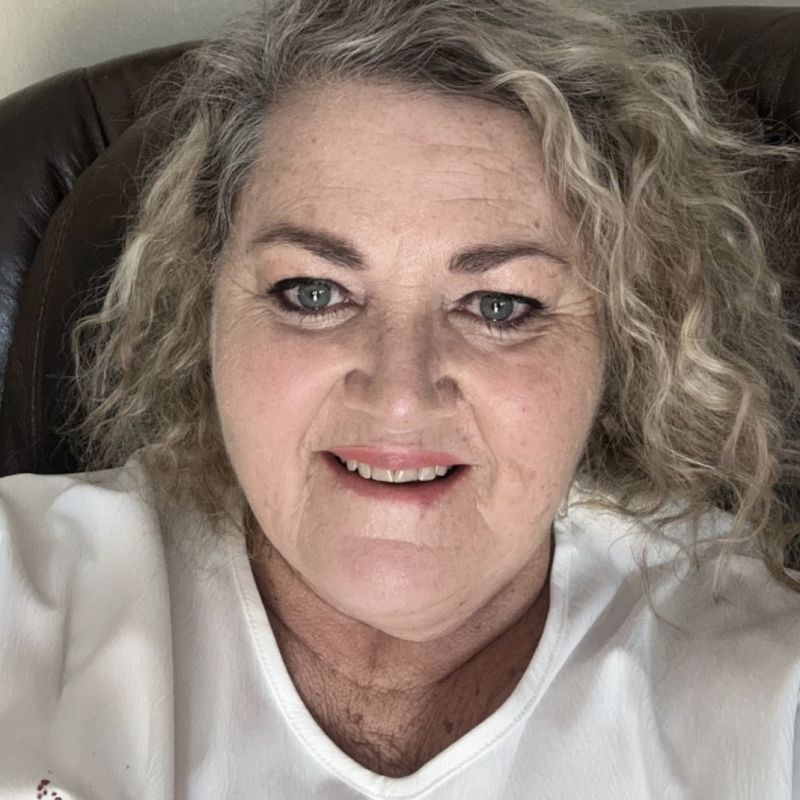 VOLKOMEVREDE VOLKOMEVREDE