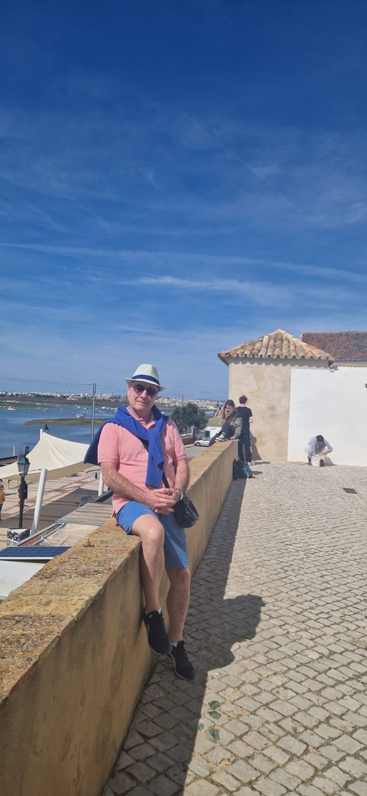 CuriousCub CuriousCub