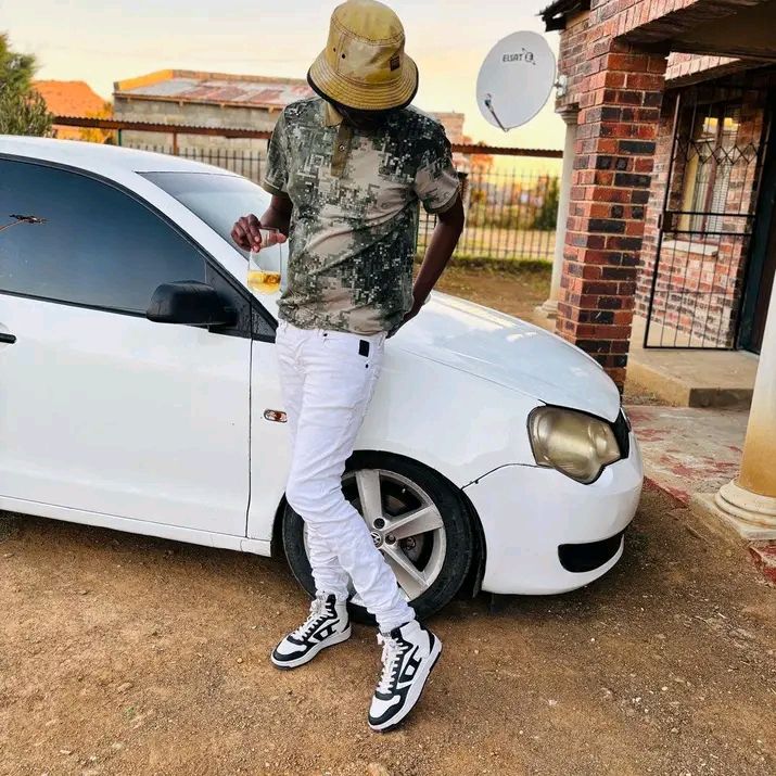 Omphile89