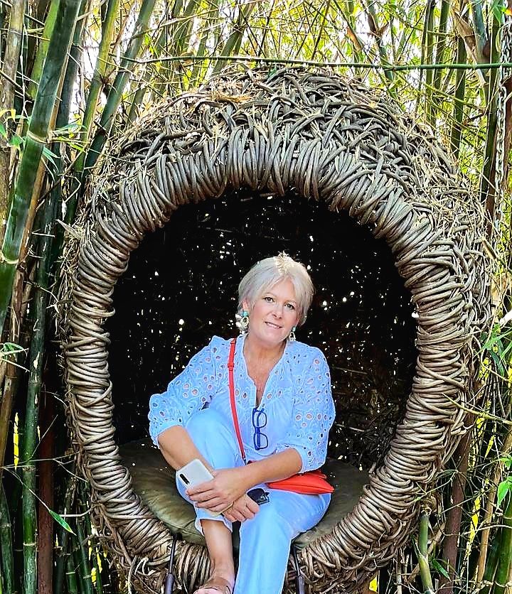 one_of_a_kind_142 one_of_a_kind_142