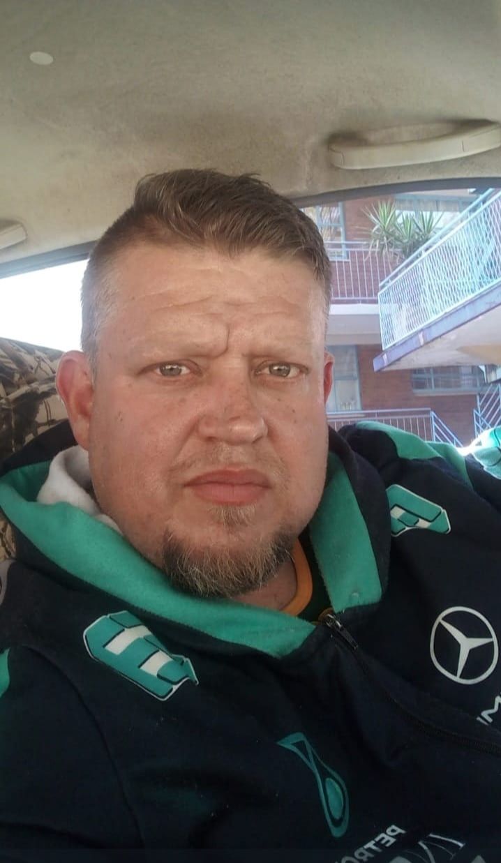 HoekomNouNie