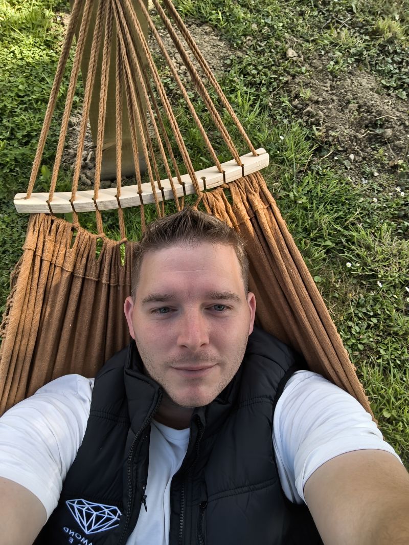 bobjoblucozade bobjoblucozade