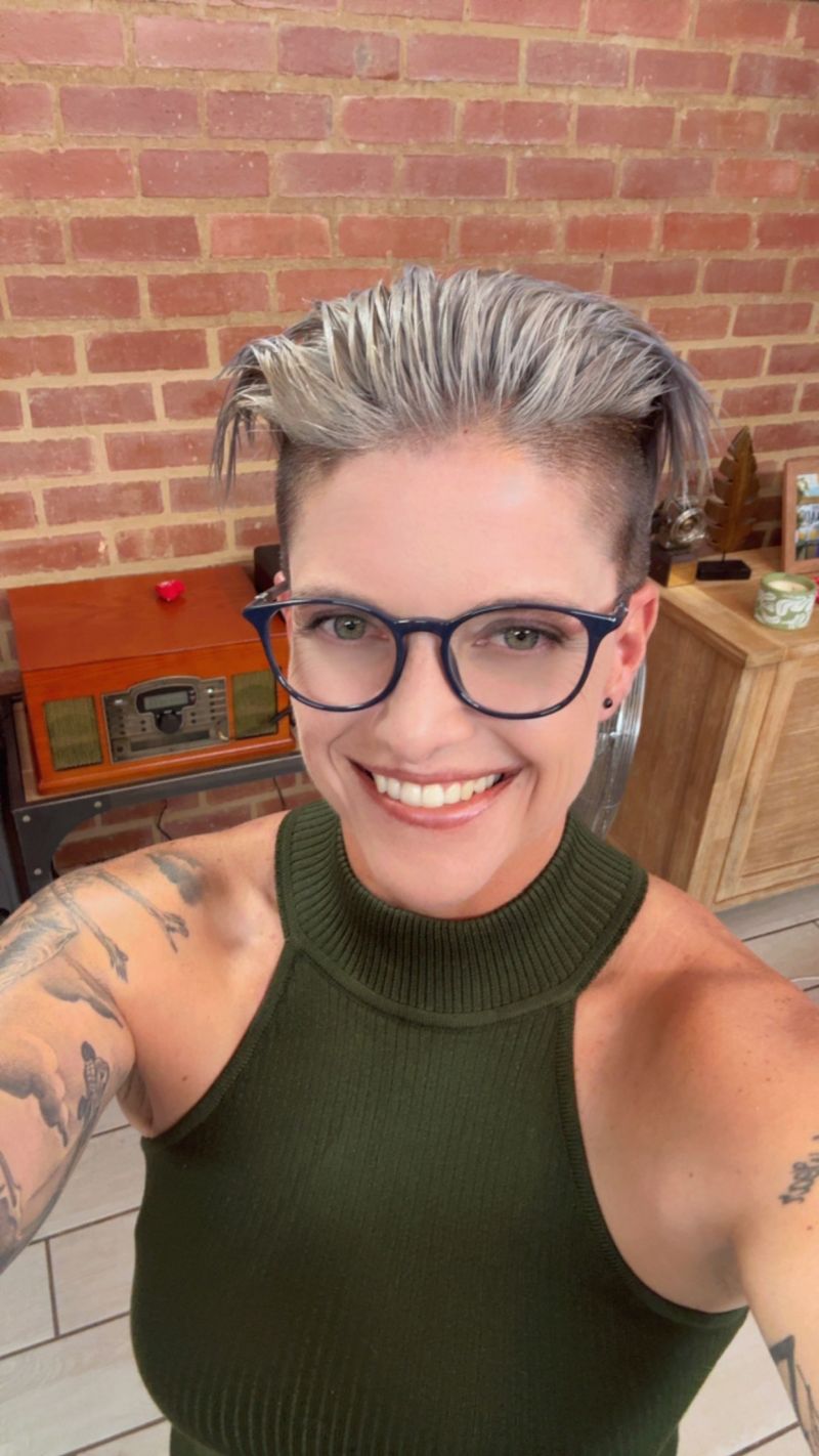 Enigmatic_Girl Enigmatic_Girl