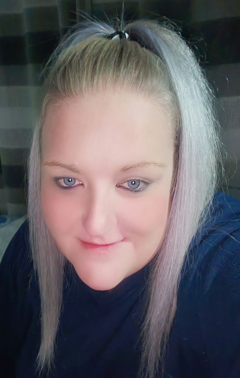 blouogies_108 blouogies_108