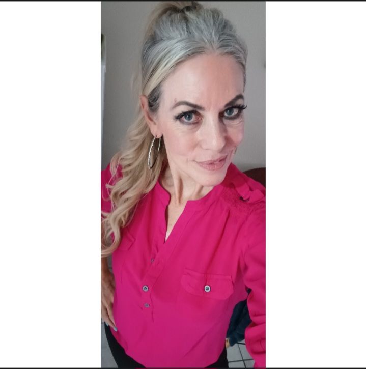 Blouooggirl Blouooggirl