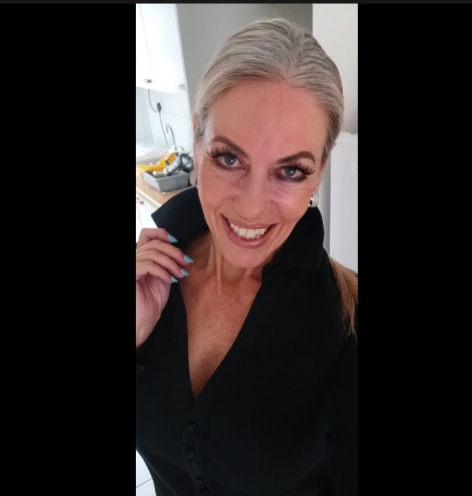 Blouooggirl Blouooggirl