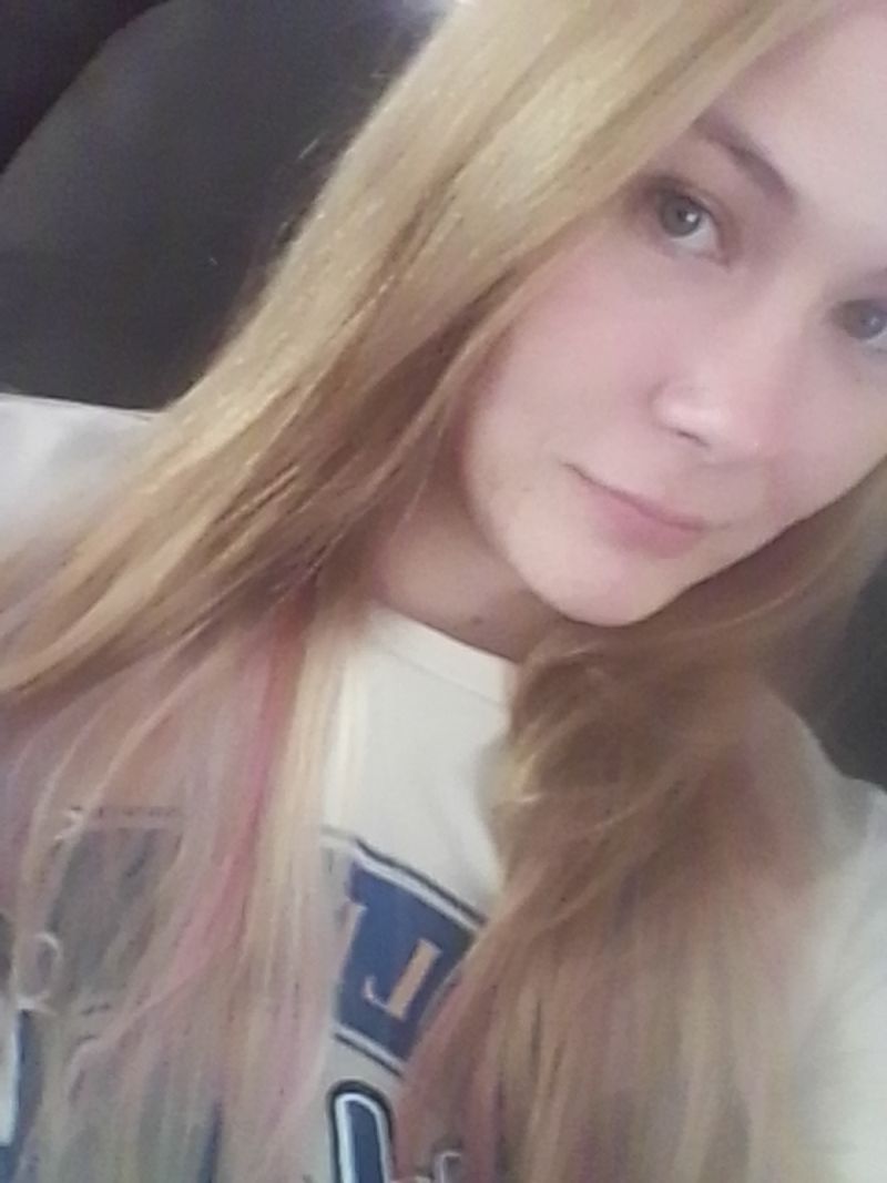 Nicolemavan2