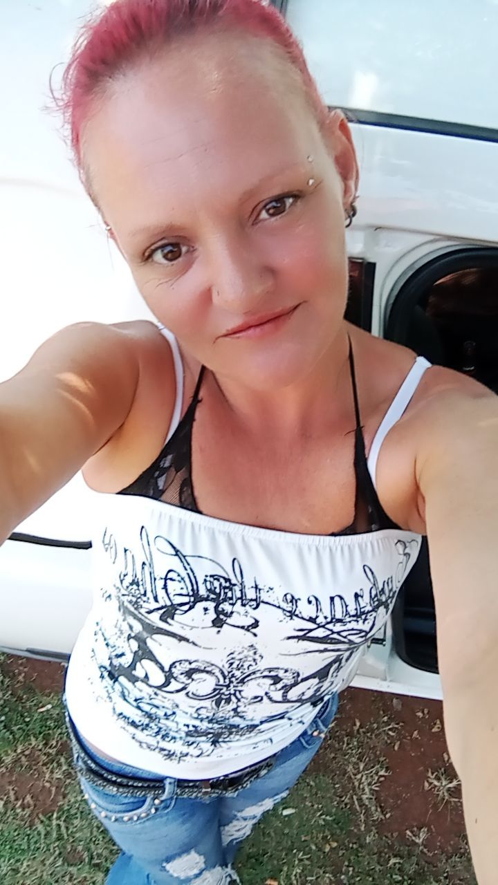 Hazelnuteyes