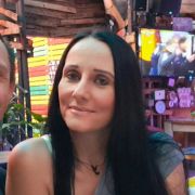 CouplelookingforF