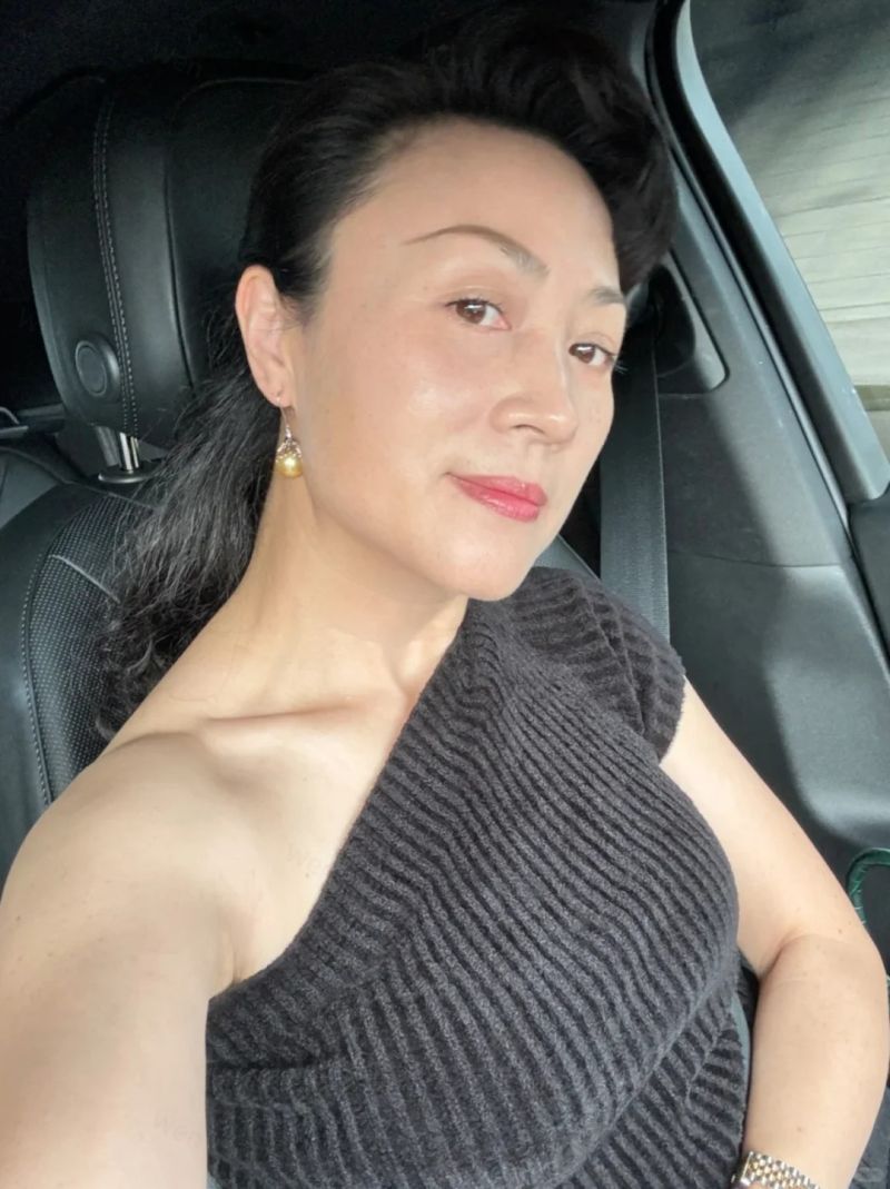 Julia_390