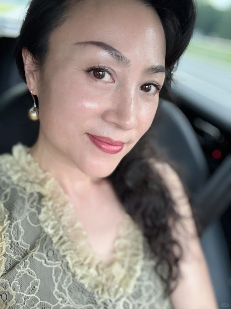 Julia_390