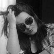 GaylienGirl33