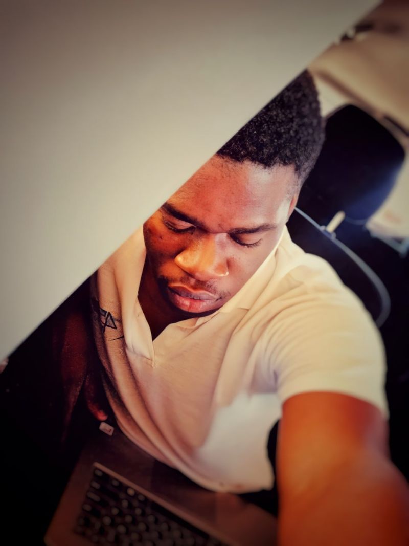 O_Zweli_N