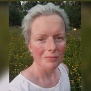 Nina76