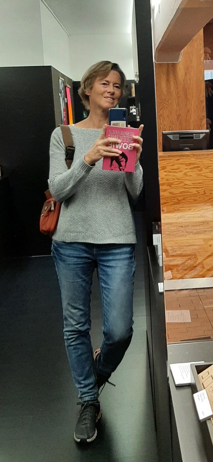 Gle�i